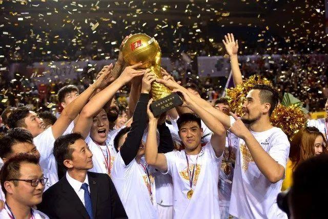 新疆广汇加冕U19青年冠军 梯队需要更多投射手