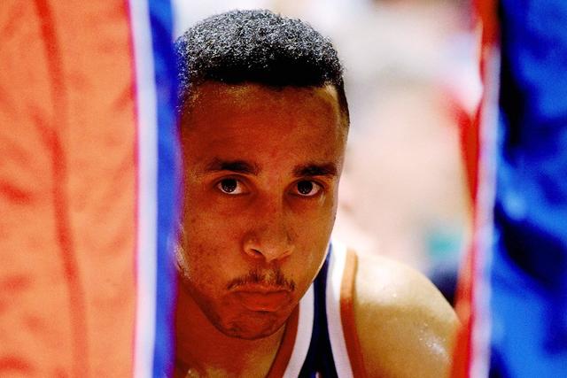 郭艾伦想先和广州队谈一下 但签约权已被交易